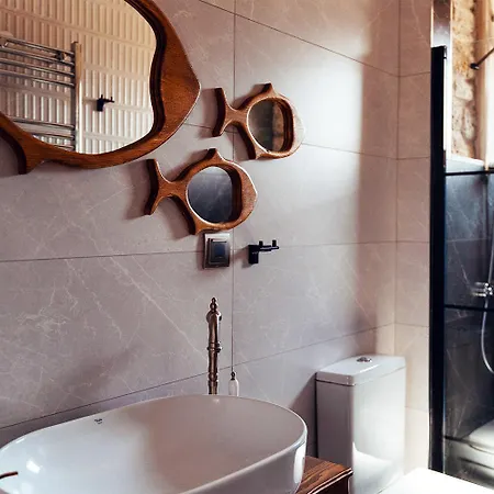 Sinem Hanim Konagi Boutique * Yenifoca